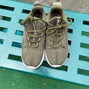 Nike Green Sneakers Modern Knit Design